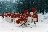 Mölndals Paradorkester underhåller vid invigningen av Gunnebo Bro vid Stensjön. Mölndal i mars 1999.