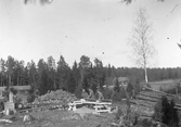 Vedkapning med fotogenmotor, 1930-tal