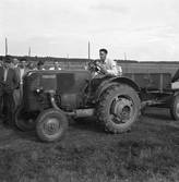 Munktell traktor på lantbruksmässan i Norrköping, 1942