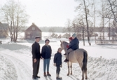 Samtal vid snöplogkanten, ca 1968