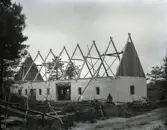 Bild 280. Hans Larsson Gangvidä När, häusi me spärrar