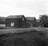 Hedemora, Garpenberg, Persbo. Hallins härbren. 1929-1930.