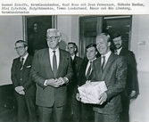 Överlämnande av jubiléumsgåva från olika banker, 1986-09-23