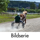 Åby Stallbacke inför rivning 2011.

Åby travbana planeras att bara användas som en tävlingsbana varför stallarna på stallbacken avvecklas och rivs. Efter rivningen är området planerat för 735 bostäder i flerbostadshus och radhus med olika upplåtelseformer.