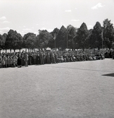 Jubileumsutställningen. 
Bild av den stora invigningspubliken, på läroverkets gårdsplan.