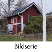 Serie om sex fotografier som visar exteriörerna av bostadshus och ekonomibyggnad på fastigheten Gastorp 2:8, Almvägen 2 i Gastorp, Lindome, i Mölndals kommun.  Fotografierna är tagna 19 november 2020. Byggnadsdokumentation inför rivning.

Rivning enligt beslut BN 931/2020.