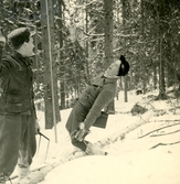 Prost och Henrik apterar, 1945