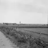 Borlänge, slätten och kyrkan från Nygårdarna, sydost.