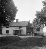 Tråbrunna postgård