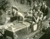 Skogiseleverna åker i 'Ålkistan', 1947