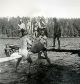 Hård tvekamp på äldrekursens Malingsbosommar, 1947
