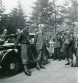 Länsbaronen tar emot skogseleverna, 1949