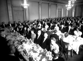 Glasbruksmiddag på Stadshotellet i Växjö, 1942.