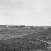 Säter, Gustafs, Enbacka från Våbäcksidan, kyrkan & bergmuren i Tuna från Våbäck.