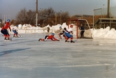 Bandylaget Kållereds SK spelar match på Åby isstadion i Mölndal, år 1986.