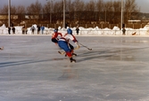 Bandylaget Kållereds SK spelar match på Åby isstadion i Mölndal, år 1986.