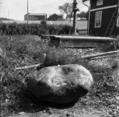 Avesta, Slusshyttan. Offersten med älvkvarn med vatten i. Erik Larsson.