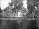 Gideå.
Gamla herrgården på Gide bruk.
Foto: Axel Leijonhufvud, hösten 1934.