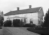 Björna socken.
Skogsförvaltaregården i Björna.
Foto: A. Leijonhufvud, hösten 1934.
(Ivar Hedberg förvaltare)