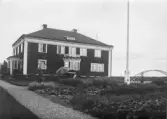 Åsele socken:
Skogsförvaltaregården i Åsele.
Foto: Axel E:son Leijonhufvud, hösten 1934
Förvaltare: S. A. Bjurberg.