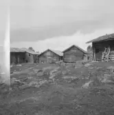 Falun, Sundborn, Bäckänge, Byggningen, fägården.