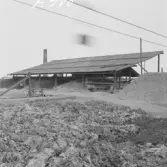 Falun, gruvan, rödfärgskoket med stamhuset t.h 1914.