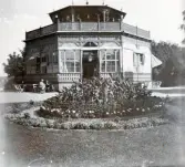 Restaurangen Byttan i Stadsparken i Kalmar. Detta är den ursprungliga restaurangen i Stadsparken. Den var åttkantig, som en gammaldags smörbytta, och fick därför smeknamnet Byttan. När den dömdes ut av hälsovårdsmyndigheten 1939 uppfördes en ny restaurang i modernistisk stil men namnet följde med.