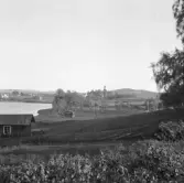 Säter, Gustafs, Enbacka. Utsikt mot kyrkan.