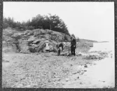 Reprofotografi. Utgrävning med F Nordin och Blomquist