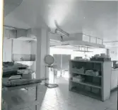 Västerås, Centrum, kv. Klas.
Interiör av köket i Margaretas matsalar, 1985.