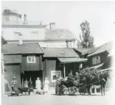 Västerås, Centrum, kv. Knut.
Innergård vid Smedjegatan, c:a 1900-1910.