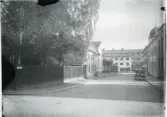 Västerås, Centrum, kv. Kol.
Snickargatan mot öster, c:a 1940-talet.