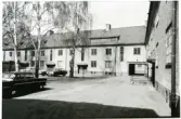 Västerås, Östermalm, kv. Kåre.
Innergård i kvarteret Kåre, 1982.