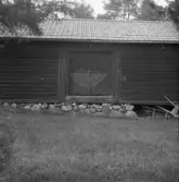 Falun, Kårsgården, Götgården. Korsgården, ladudörr vid Klingwalls 1926.