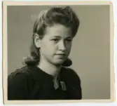 Porträtt av kvinna, ca 1930-1950. Från Gunnar Henrikssons samling.