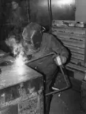 Svetsningsarbete vid Centalverkstäderna, 1950-tal