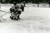 Ishockeymatch mellan IF Mölndal Hockey och Västra Frölunda HC i Åby ishall, Idrottsvägen 5 i Åby, Mölndal, okänt årtal.