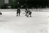Ishockeymatch mellan IF Mölndal Hockey och Västra Frölunda HC i Åby ishall, Idrottsvägen 5 i Åby, Mölndal, okänt årtal.
