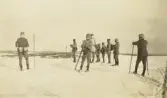 Officersövning i Storlien, Jämtland, 1919. 
Genomgång och karttläsning på skidor.