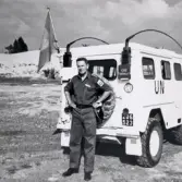 Svenska FN-bataljonen 52 M i Mellanöstern, 1973.
Dåv. överstelöjtnant Leif Fransson i Sinaiöknen.