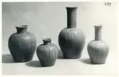 Vaser från Bo Fajans, formgivare Ewald Dahlskog, 1900-talets mitt.