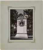 Västmanland-Dala nations grav, Uppsala gamla kyrkogård