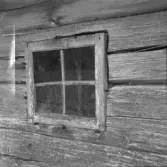 Falun, Kolarbo, Sundborn. Karlsby fäbodar, fönster.