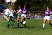 Fotbollslaget Jitex BK spelar match mot Stenkullen GoIK på Kvarnbyvallen i Mölndal i augusti 1988. Jitex BK vann matchen med 3-1.