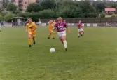 Fotbollslaget Jitex BK spelar match mot Öxabäcks IF på Kvarnbyvallen i Mölndal den 27 juni 1993. Jitex BK vann matchen med 5-0.