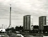 Järnbrott
Marconigatan
Panncentralen Tratten stod klar år 1963. Trattens funktion var att förse Göteborgs stads bostadsaktiebolag och Fastighets AB Göteborgsbostäders nyuppförda bebyggelse i Frölunda med värme och varmt tappvatten.