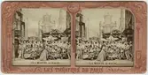 Stereokort (skadat) ur serien Les théatres de Paris, utgiven av BK, Paris på 1860-talet. Bilden föreställer en scen ur operan Den stumma från Portici. Stereokortet är ett så kallat French tissue bestående av ett handkolorerat albuminfoto monterat i kartongram med tunt papper på baksidan. När kortet belyses bakifrån framträder färgerna. Kopian av kortet har framställts med två olika metoder: skanning på flatbäddsskanner och fotografering på ljusbord. 