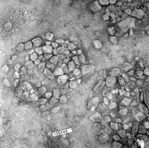 Björskog sn Åsta 2:3 Arkeologisk undersökning p g a breddning av väg 510 av Vlm / Henry Simonsson 6 - 24/8 1962 Rapport i Vlm:s arkiv.
Negativ till fotokarta

Koordinater X105 Y245
:: Samhör med:  inv.nr 14641 - 14642