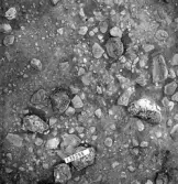 Björskog sn Åsta 2:3 Arkeologisk undersökning p g a breddning av väg 510 av Vlm / Henry Simonsson 6 - 24/8 1962 Rapport i Vlm:s arkiv.
Negativ till fotokarta

Koordinater X 135 Y250
Samhör med:  inv.nr 14641 - 14642