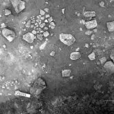 Björskog sn Åsta 2:3 Arkeologisk undersökning p g a breddning av väg 510 av Vlm / Henry Simonsson 6 - 24/8 1962 Rapport i Vlm:s arkiv.
Negativ till fotokarta

Koordinater X140 Y205
Samhör med:  inv.nr 14641 - 14642